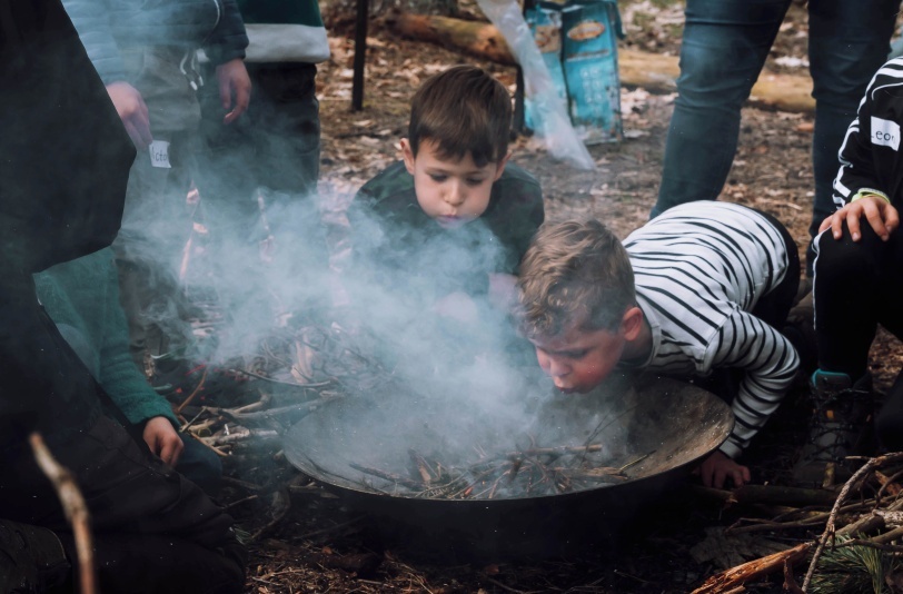 Bushcraftavontuur - Forest School Kattevennen